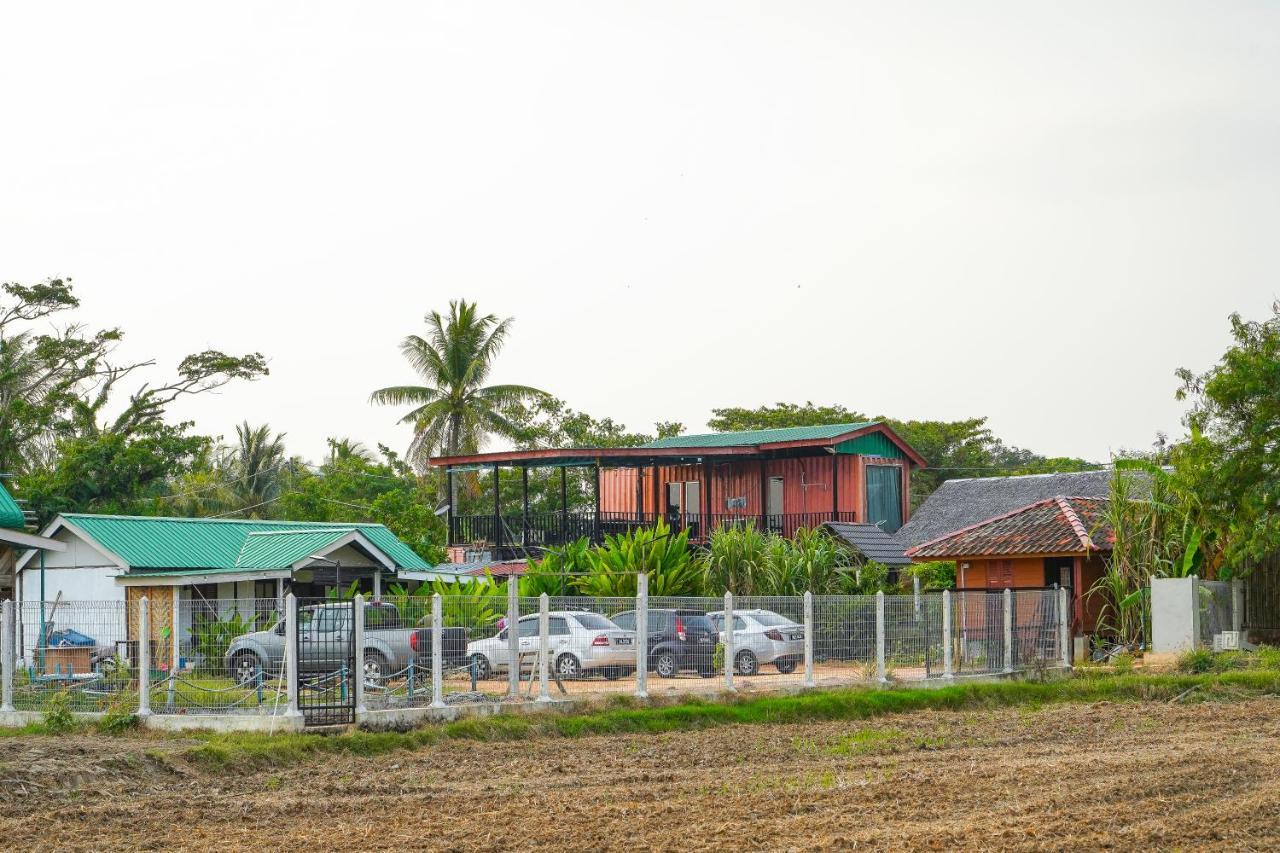 Dangau Sala D'Kontena Alor Setar Exterior photo