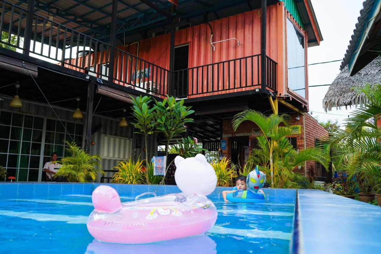 Dangau Sala D'Kontena Alor Setar Exterior photo